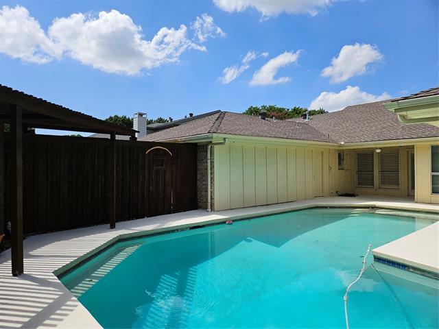 Building Photo - 3700 San Juan Cir