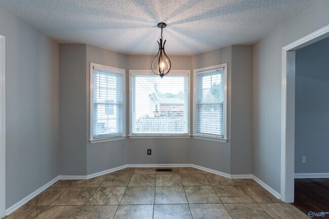 Building Photo - 104 Westminster Way