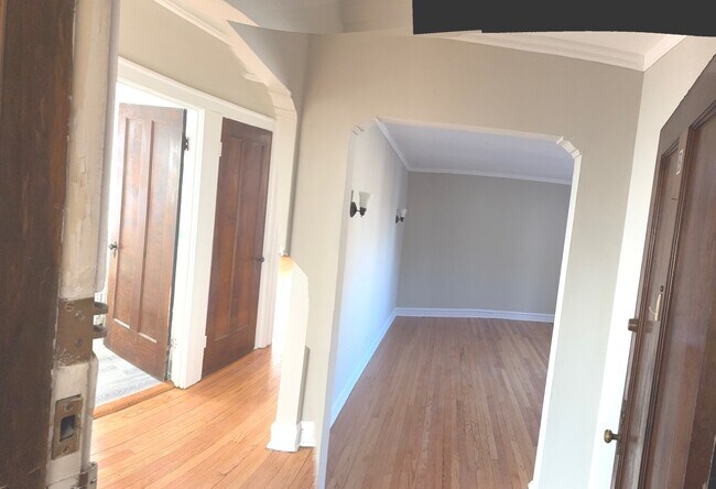 Building Photo - 3908 N Central Ave