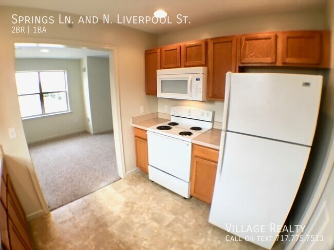 Building Photo - 85 Springs Ln