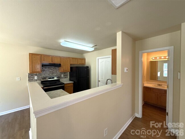 Building Photo - 6831 Sunman Rd