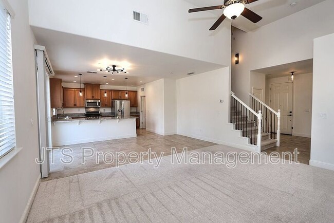 Building Photo - 3403 Oselot Way