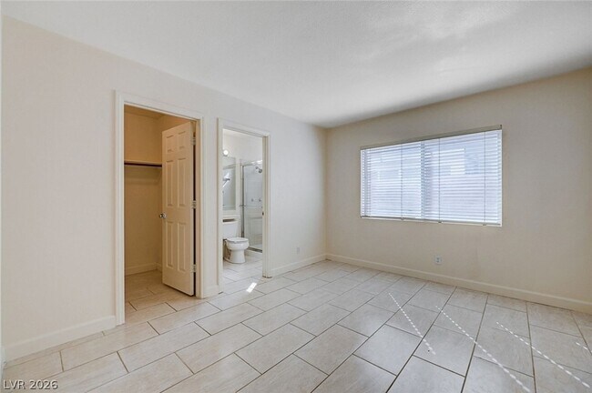 Building Photo - 267 Bluefield Ln