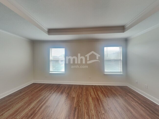 Building Photo - 1353 Mount Logan Dr