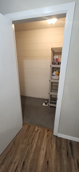 Building Photo - 14501 Daring Ave