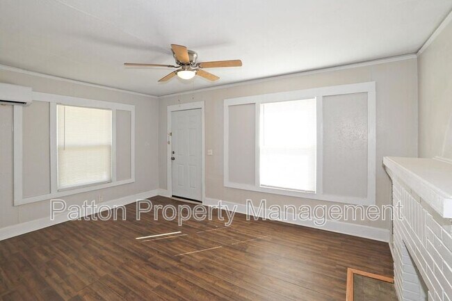 Building Photo - 1506 SW 11th Ave