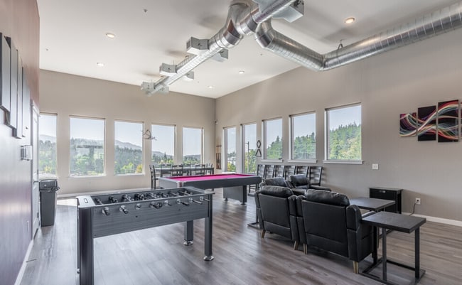 Building Photo - 2 Bed 1 Bath Coming Available in Samish Station Apartments!