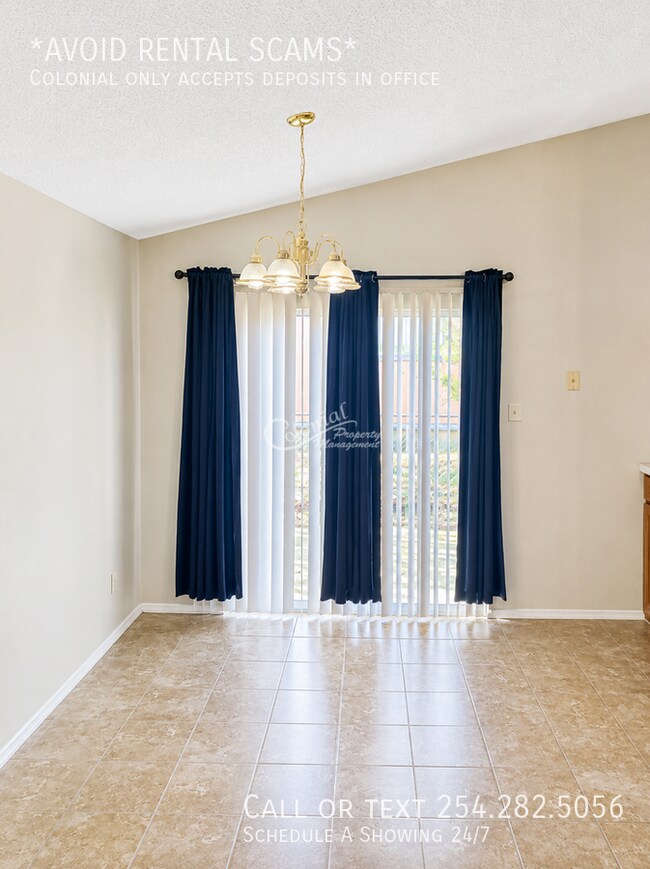 Building Photo - 3704 Saratoga-