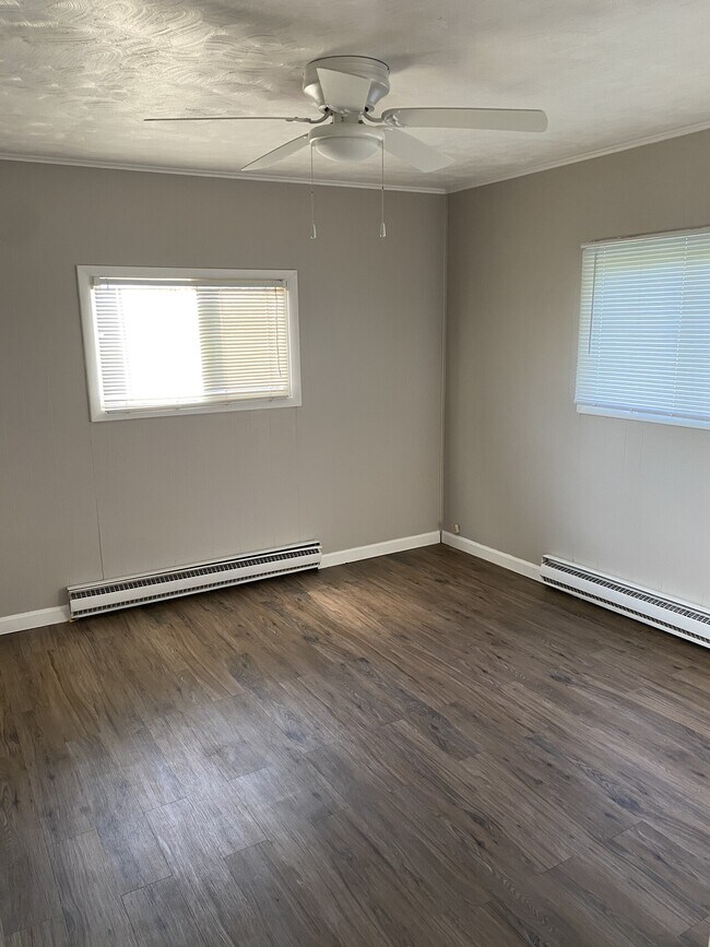Building Photo - Huntington Hill Apartments