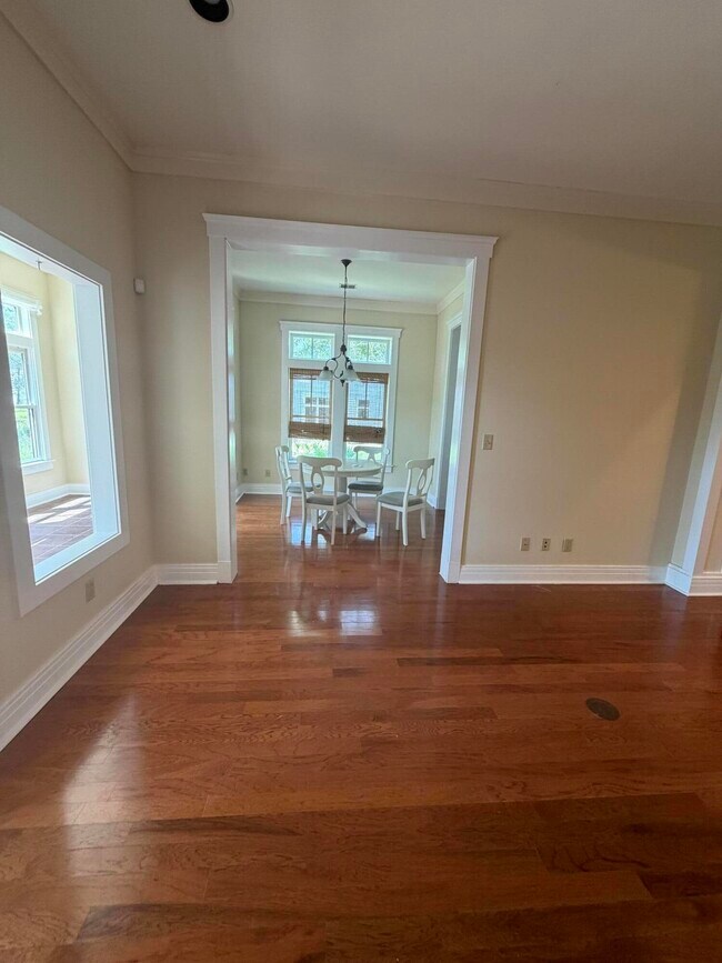Building Photo - 1511 Tin Cup Ct