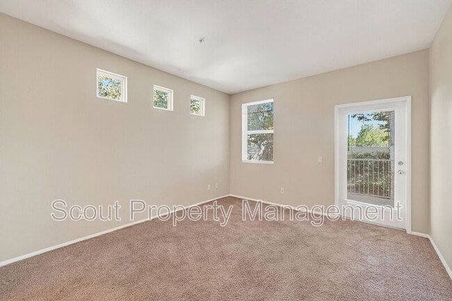 Building Photo - 44722 Adam Ln
