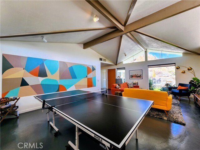 Building Photo - 2499 S Palm Canyon Dr