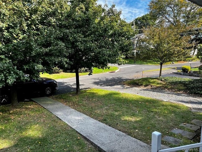 Building Photo - 86 Brown Rd