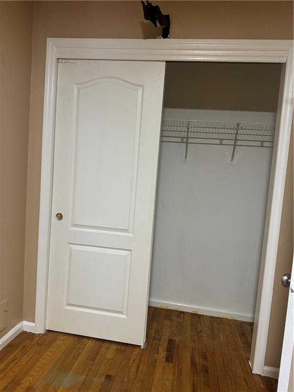 Building Photo - 359 Netherland Ave