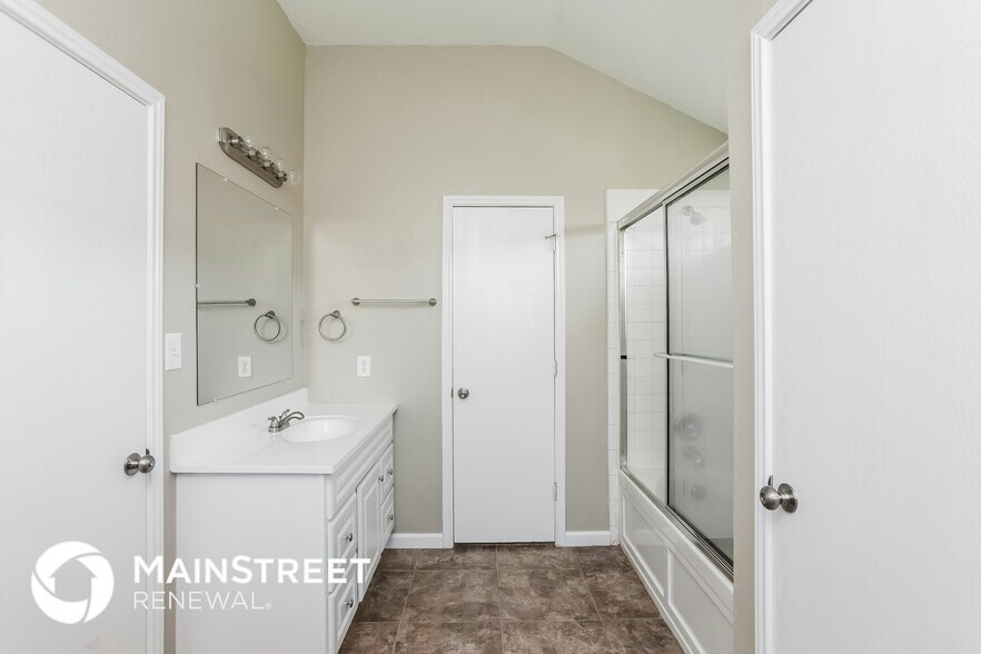 Building Photo - 8430 Whitebrush