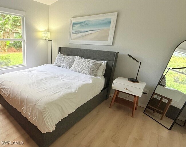 Building Photo - 337 Emerald Bay Cir