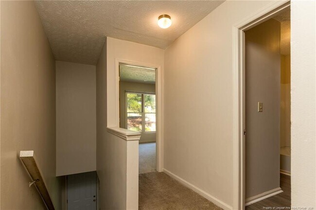 Building Photo - 981 Odom Dr