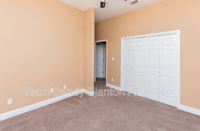 Building Photo - 7071 Lake Joanne Dr