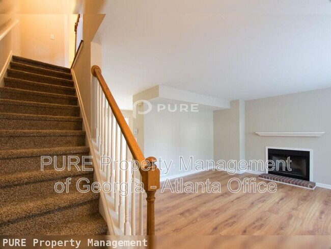 Building Photo - 1280 Scripps Ct SW