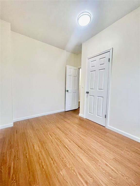 Building Photo - 1643 Bath Ave