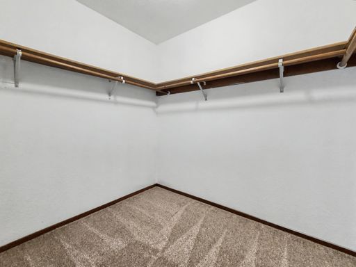 Building Photo - AVAILABLE NOW! Charming Kirkland Residence with Wood-Burning Fireplaces and Balcony