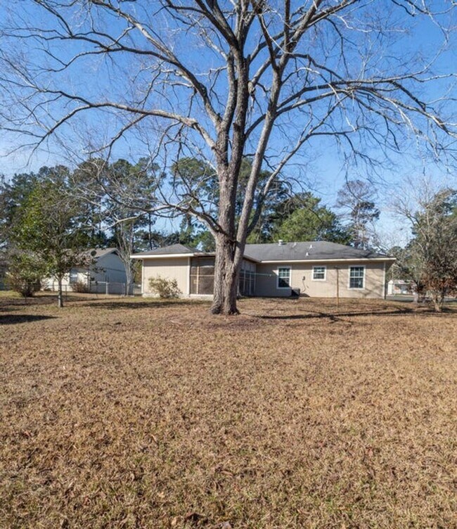 Building Photo - 506 Vernon St