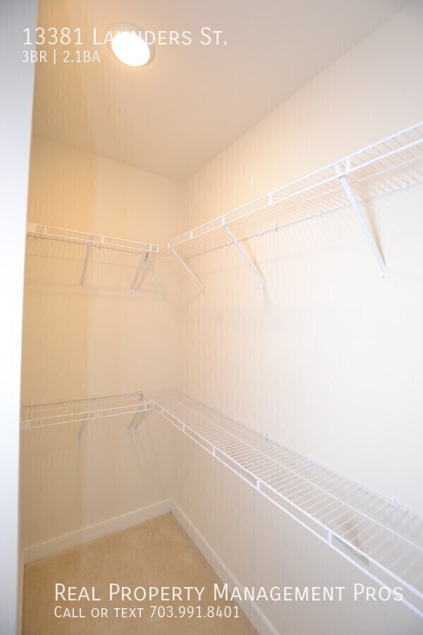 Building Photo - 13381 Launders St