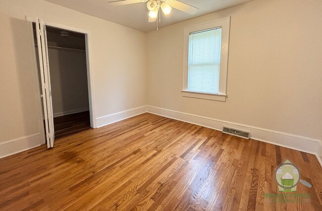 Building Photo - 106 Princeton Ave