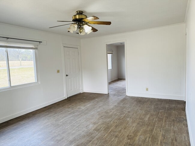 Building Photo - 5780 Fry Gap Rd