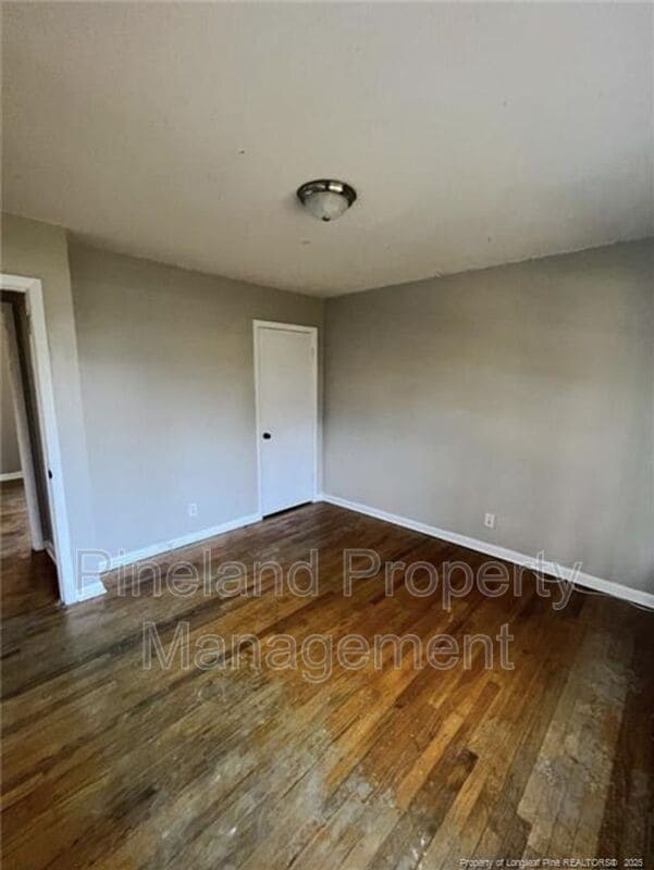 Building Photo - 321 Prairie Ct