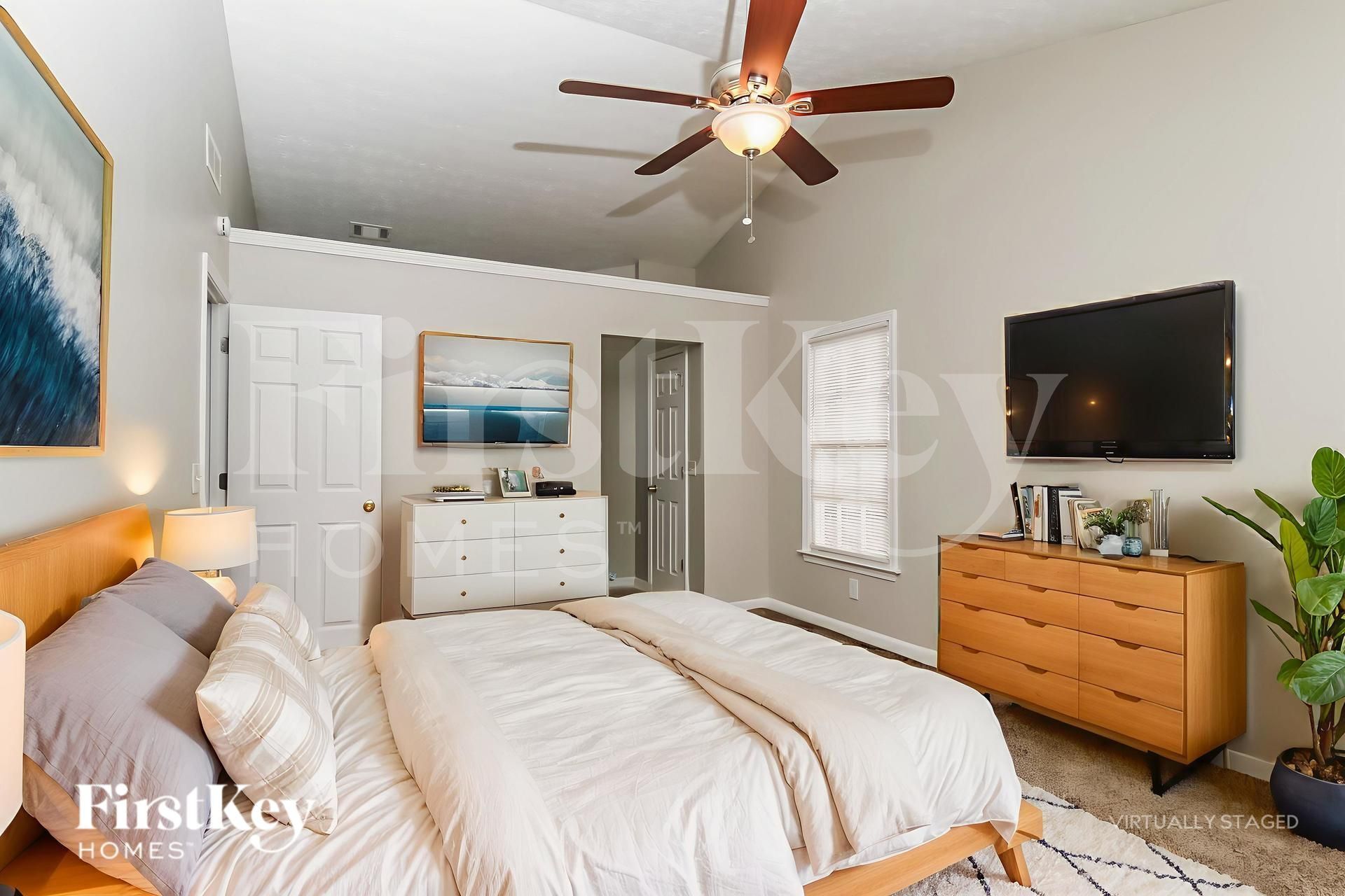 Building Photo - 1877 Wedgewood Dr