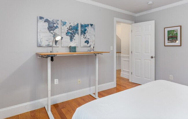 Building Photo - 3 Chapel Way