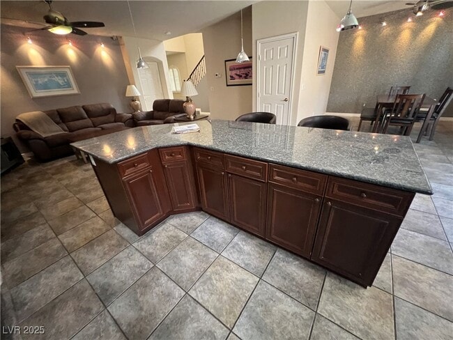 Building Photo - 2419 Inspired Ct