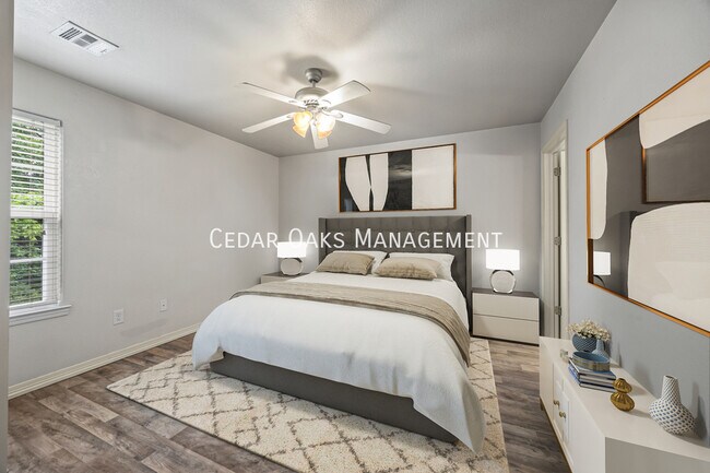 Building Photo - 1308 S C Ct