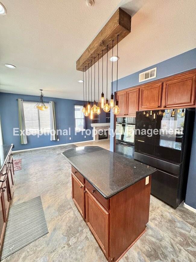 Building Photo - 14855 Hedge Row Ct