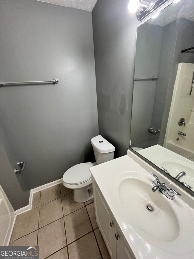 Building Photo - 7098 Hummingbird Ln