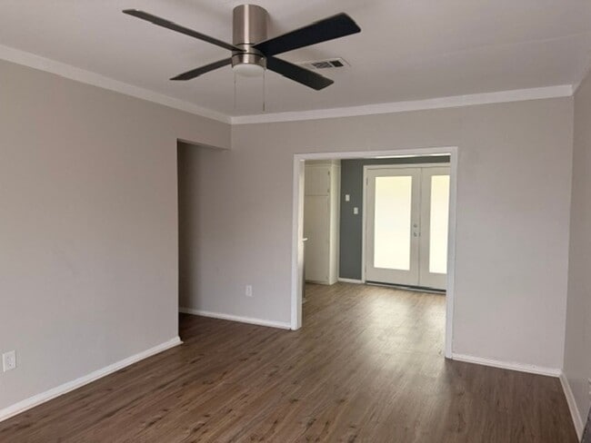 Building Photo - 8706 Elbert Cir