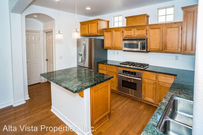 Building Photo - 3 br, 2.5 bath House - 2664 Escala Circle