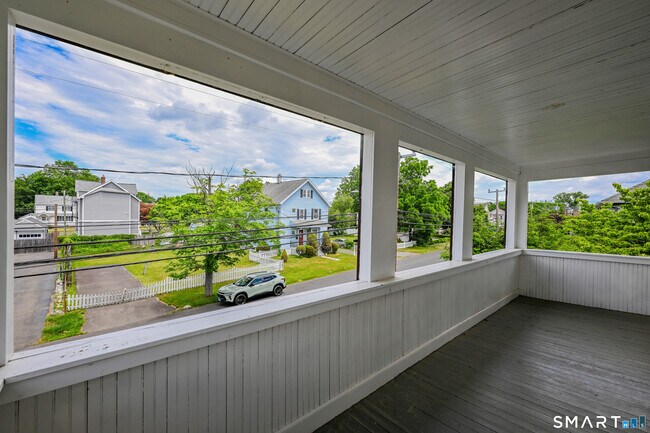 Building Photo - 54 Overlook Ave
