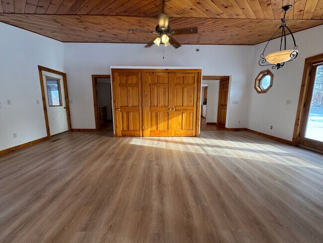 Building Photo - Charming Two-Bedroom Home in a Peaceful Wooded Setting (CURRENTLY UNDER CONTRACT)