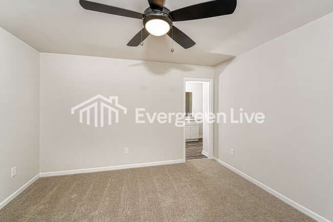 Building Photo - 150 Woodland Wy