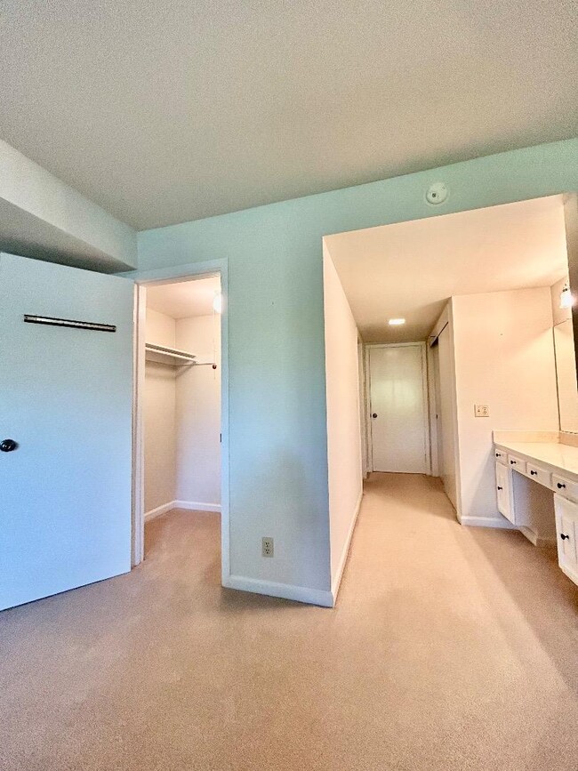 Building Photo - 5138 Cribari Pl