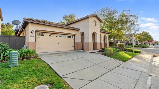 Building Photo - 1528 Morning Glory Ln