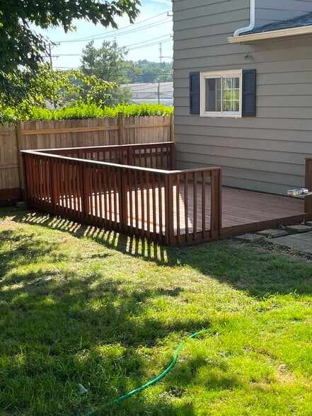 Building Photo - 1006 N 4th St