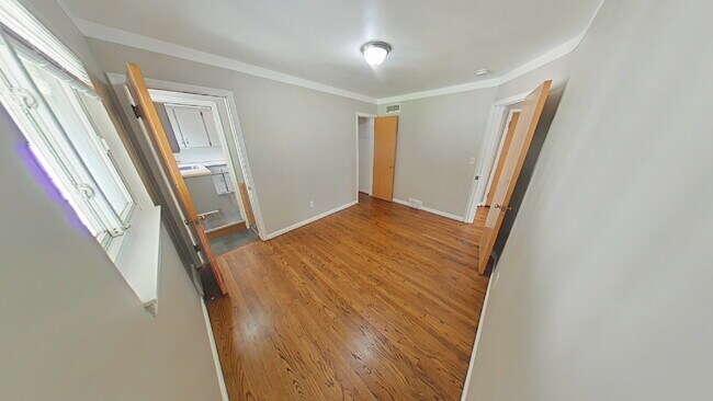 Building Photo - 20417 Sunnydale St