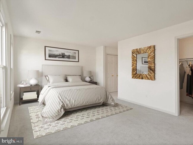 Building Photo - 7004 Dreams Way Ct