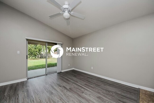 Building Photo - 3 Bedroom Pet-Friendly Home in Ocoee, FL with Main Street Renewal