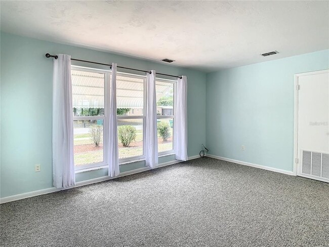 Building Photo - 22186 Catherine Ave