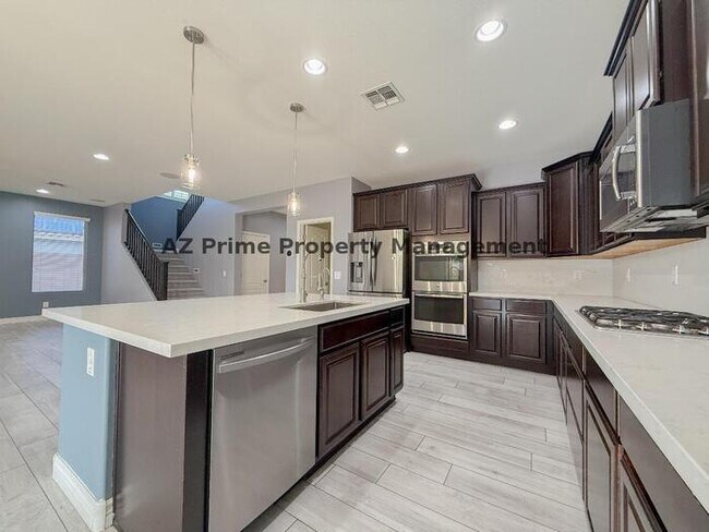 Building Photo - 18649 W Williams St