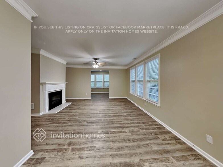 Building Photo - 1320 Loowit Falls Way